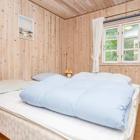 Lush In Glesborg, 6 Guests Glesborg