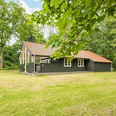 Дом отдыха Lush In Glesborg, 6 Guests Glesborg